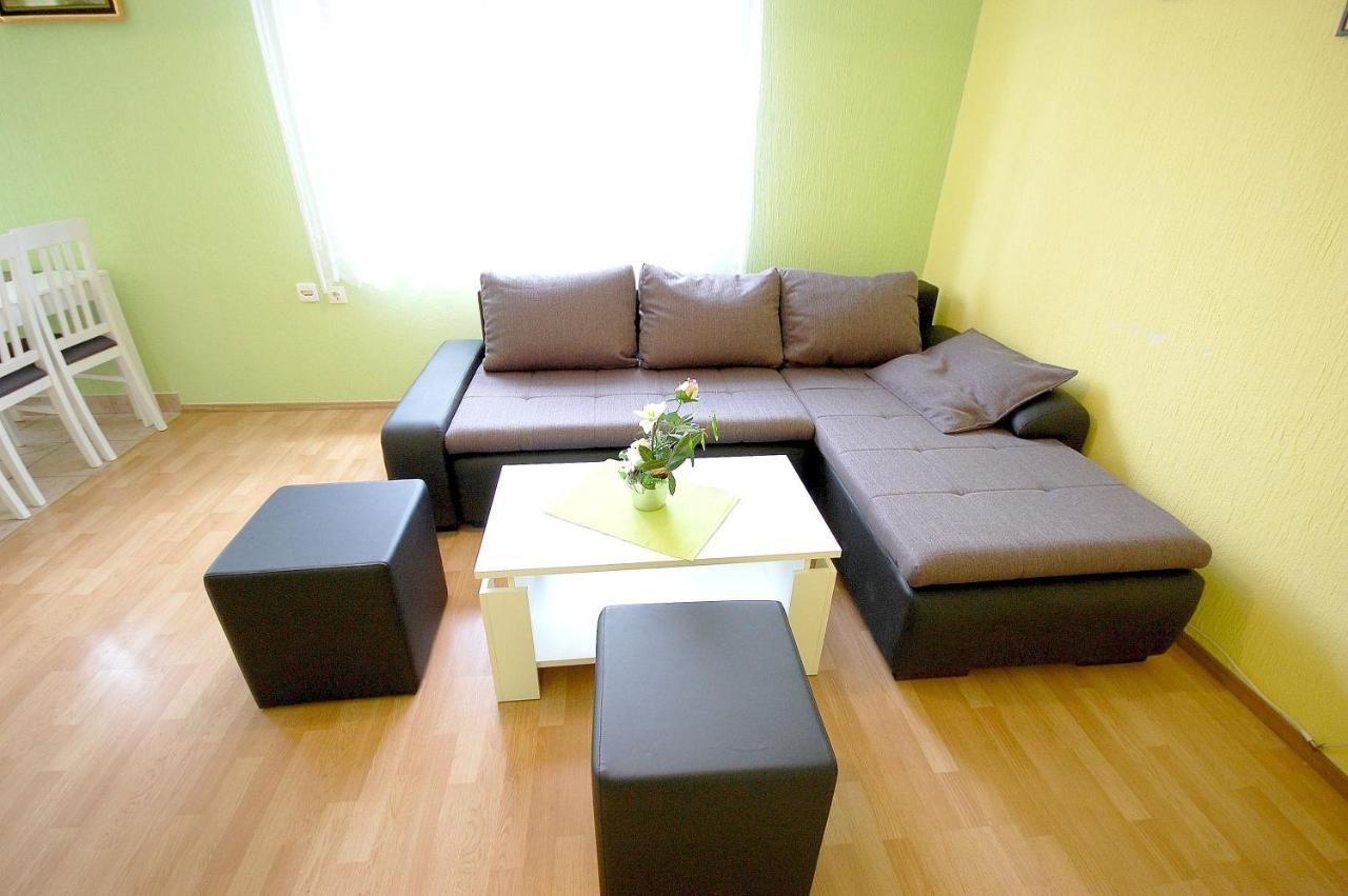 מאלינסקה Apartment Ivan By El-Pi Tours מראה חיצוני תמונה